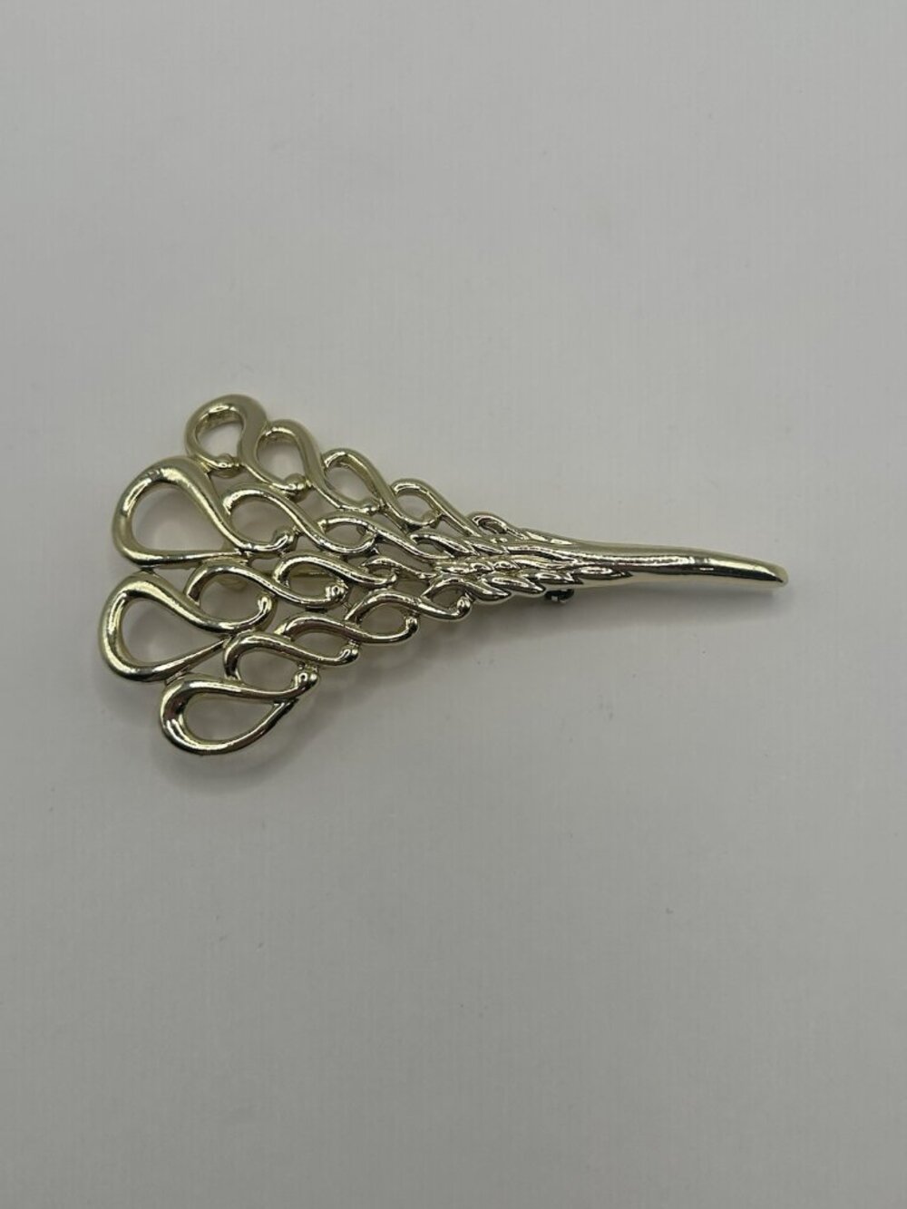 Gold Tone Brooch Pin Trifari Christmas Fashion Costume Jewelry Chunky Vintage